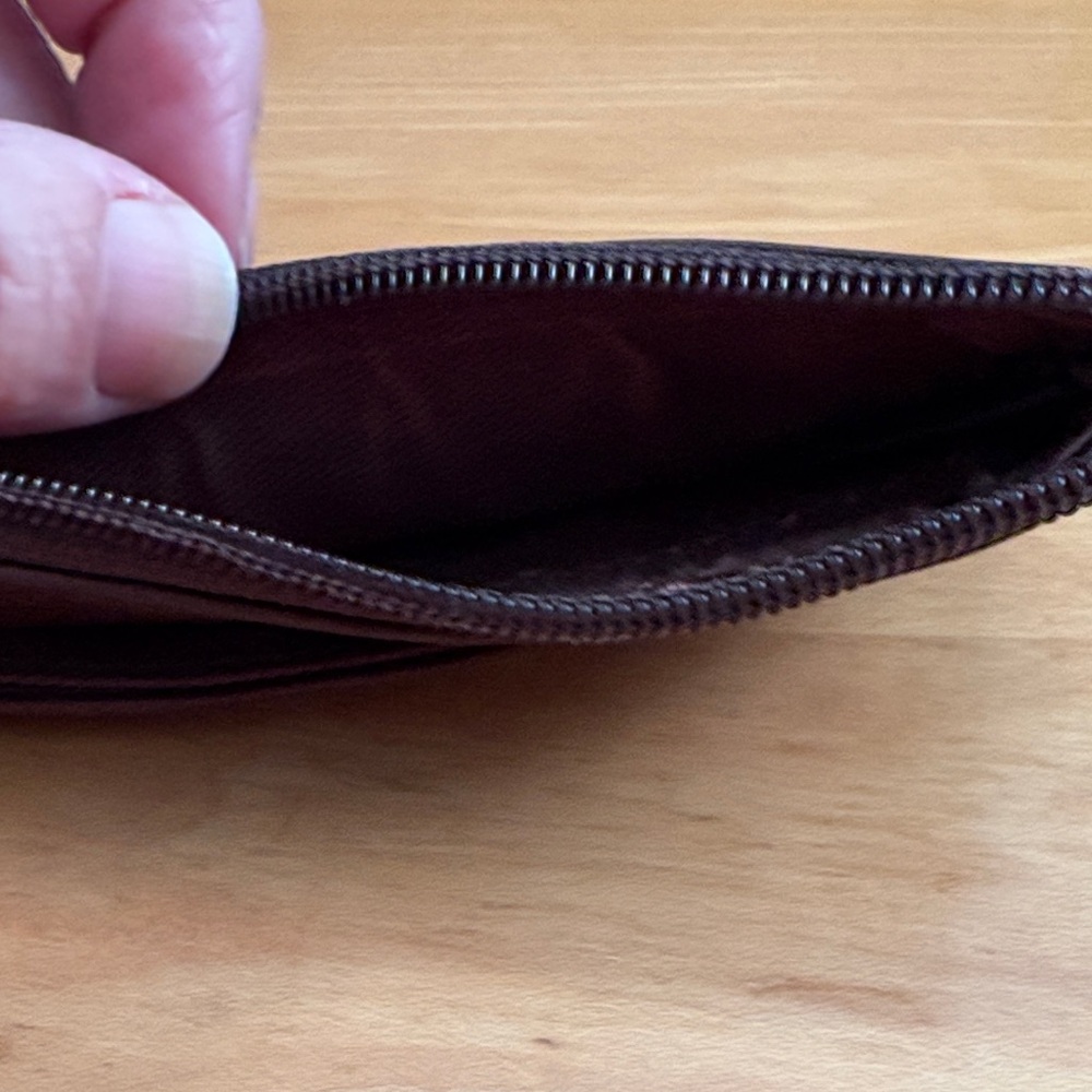 Fossil Brown Leather Key & Card Holder - Picture 5 of 8